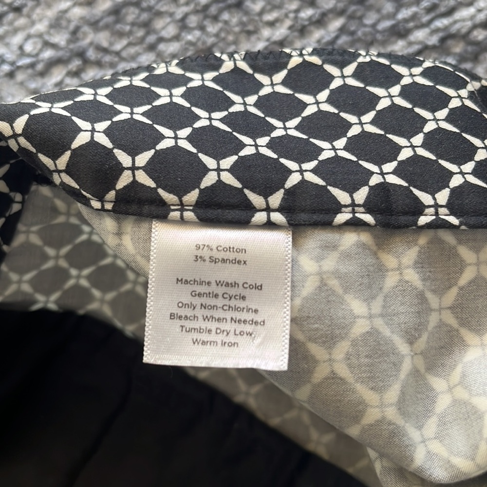 Talbots patterned shorts - Picture 5 of 5